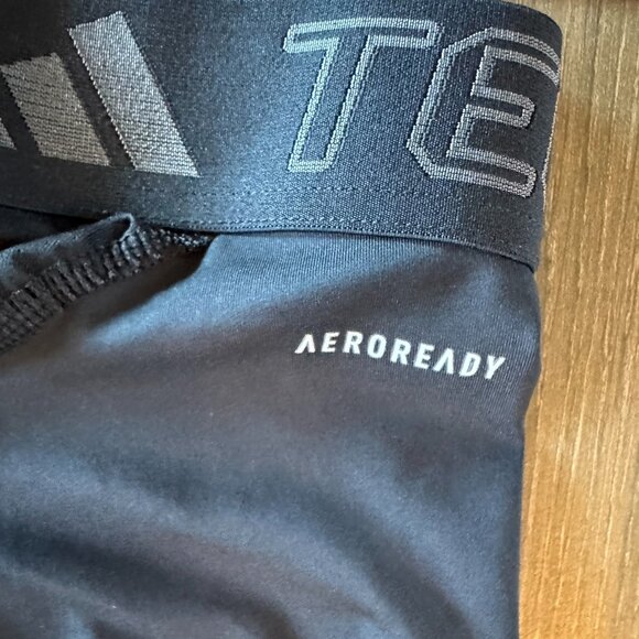 Adidas men's Techfit compression tights for training Black size Medium - Picture 6 of 8